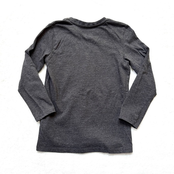⭐️ 5 for $25 Happy Halloween Long Sleeve Charcoal Grey Top Size 6/7 122 cm - Picture 2 of 6